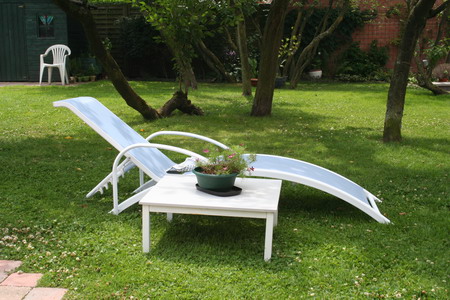 Chaise longue